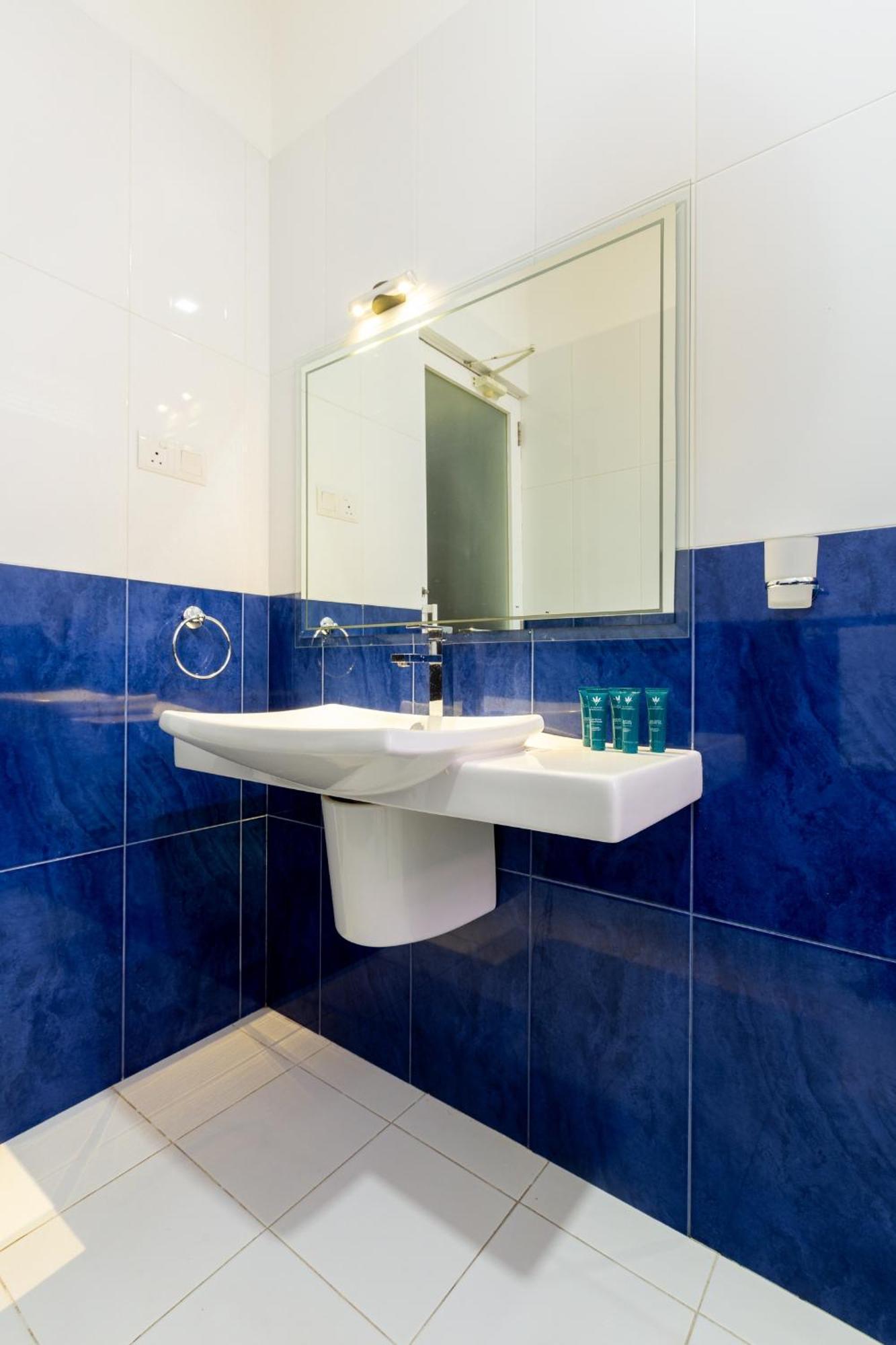 Royal Mount Hotel Dehiwala-Mount Lavinia Oda fotoğraf