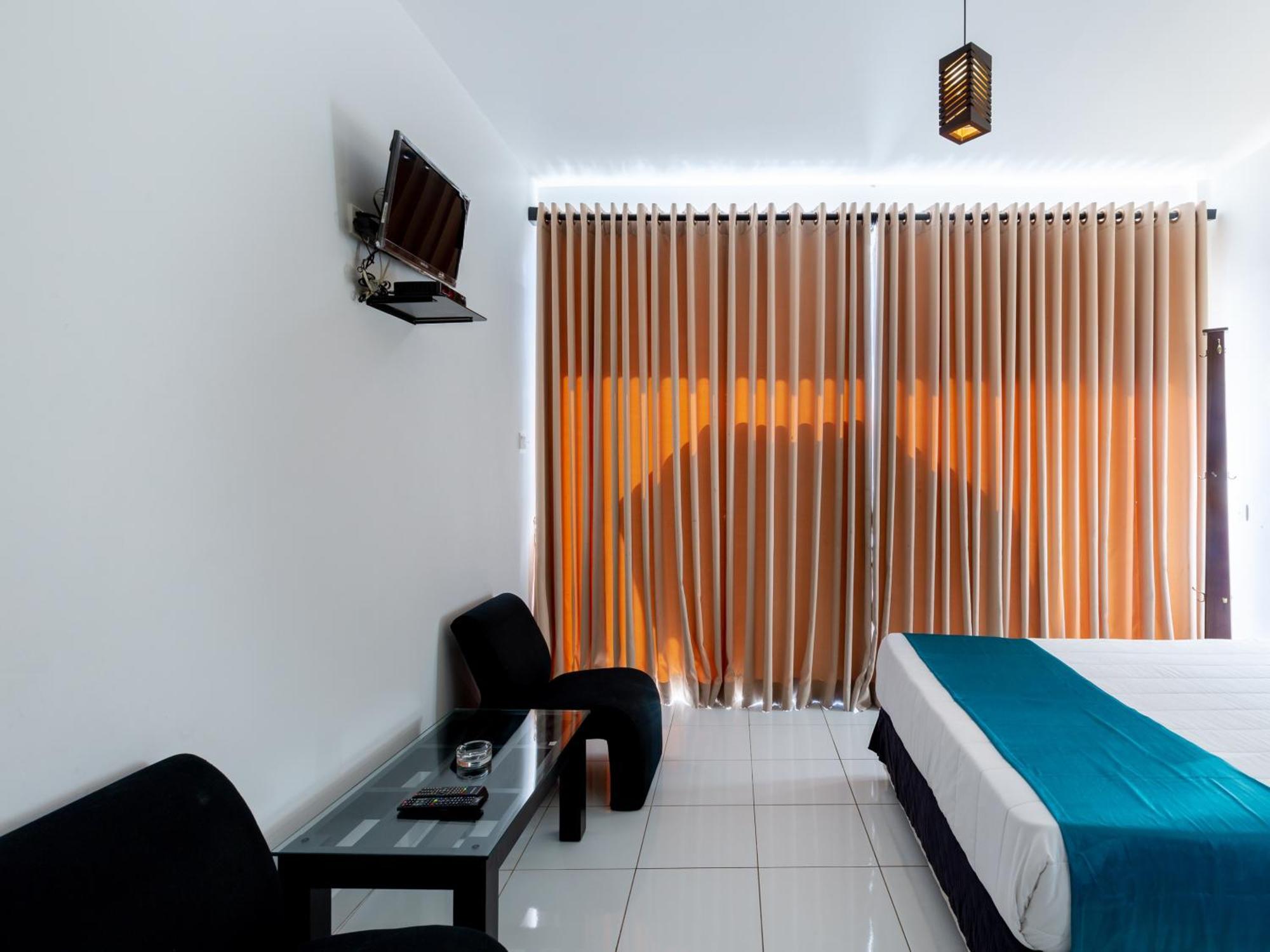 Royal Mount Hotel Dehiwala-Mount Lavinia Dış mekan fotoğraf