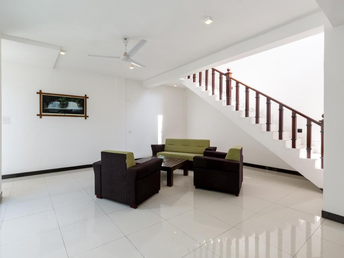 Royal Mount Hotel Dehiwala-Mount Lavinia Dış mekan fotoğraf